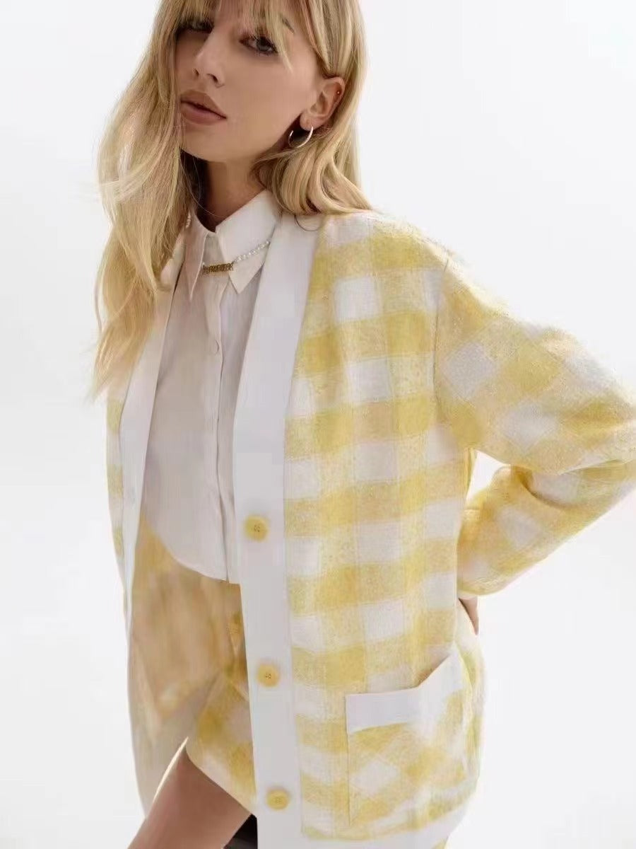 Plaid cardigan for women with pockets and button details Lune London