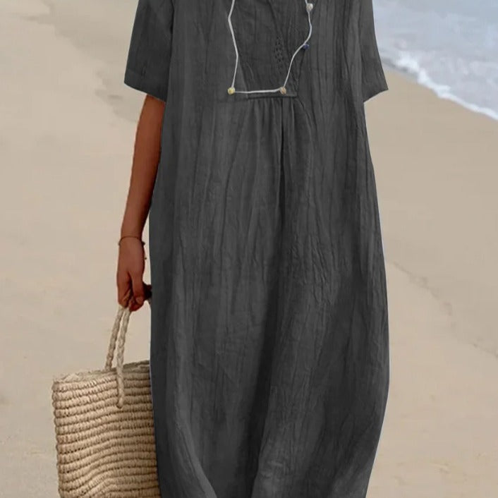 Casual midi dress for women with V-neck and comfortable short sleeves Chic and Style