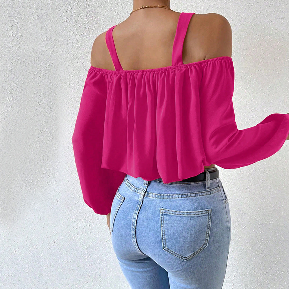 Blouse féminine à épaules dénudées avec bretelles décoratives et élégante fronce Chic & Stil