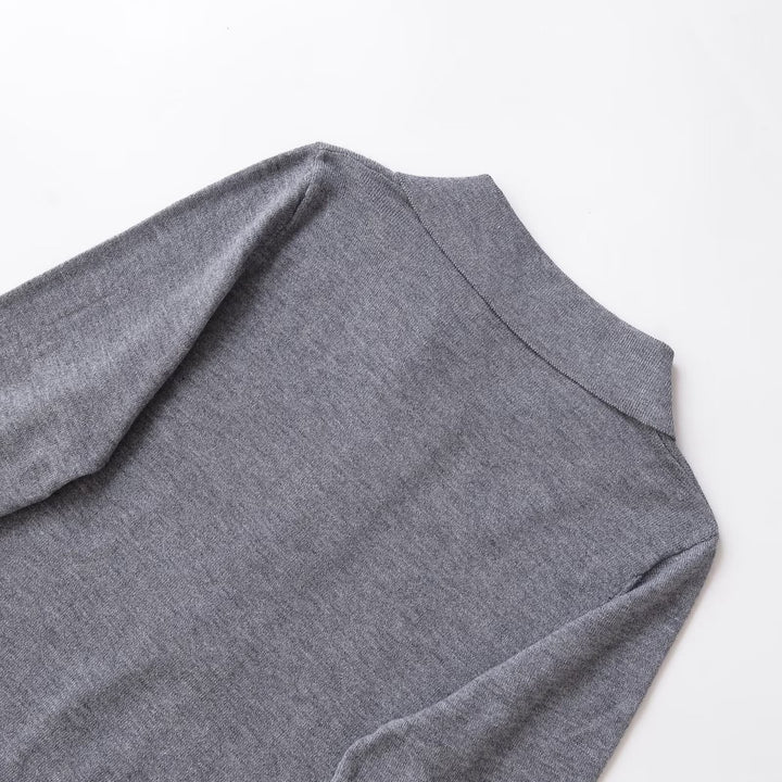 Women's long sleeve sweater with polo collar and button-up neckline Lune London