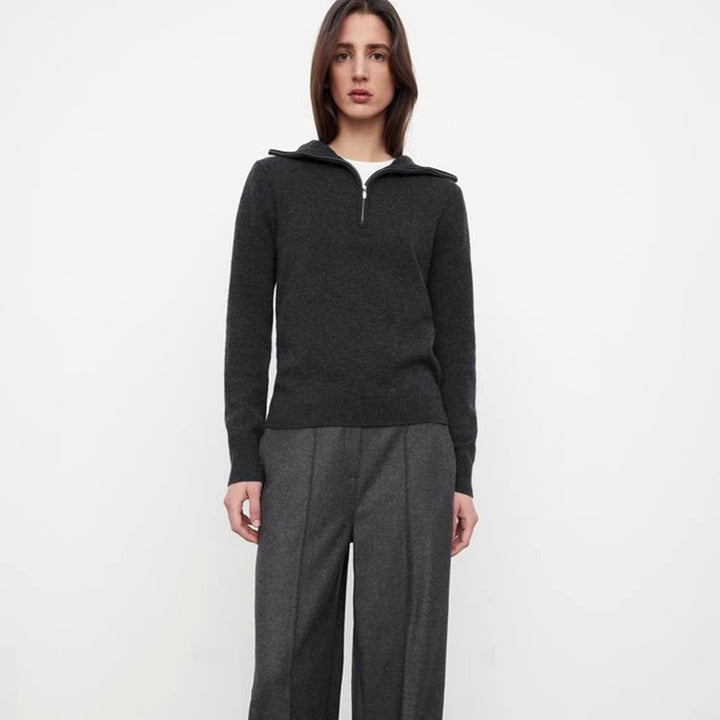 Pull en tricot élégant pour femmes avec capuche et demi-zip Chic & Stil
