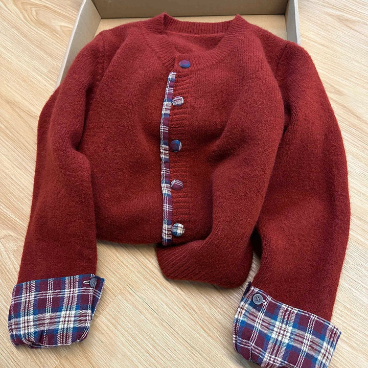 Cardigan pour femmes avec un design de boutons créatif et un doublure contrastante Chic & Stil