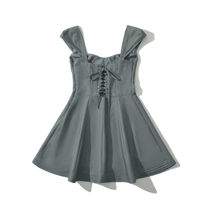 Summer dress for women with integrated straps and a flowing skirt Lune London