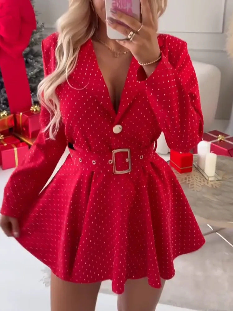 Robe chemise élégante pour femme avec détail de ceinture et motif à pois Chic & Stil