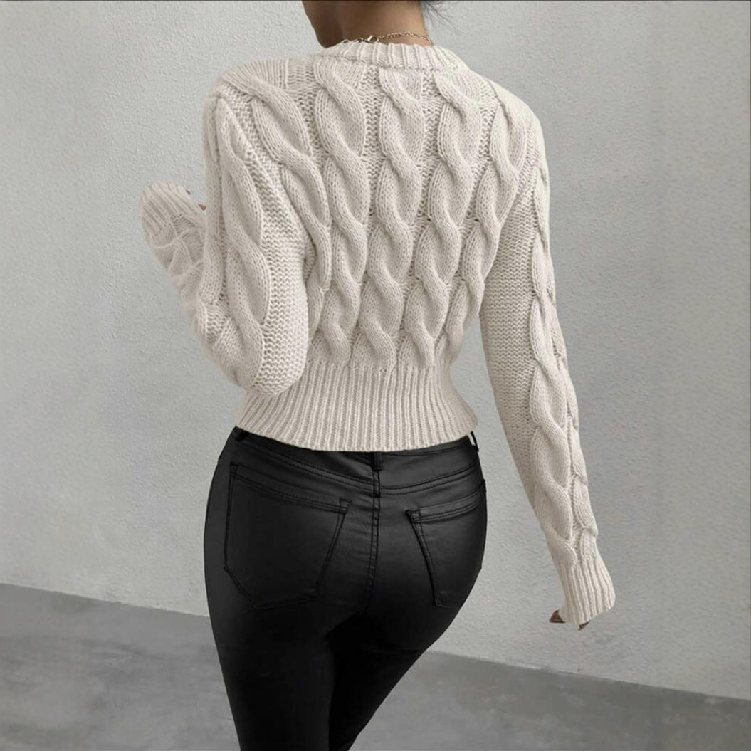 Woman Thick knit sweater with twisted pattern Lune London