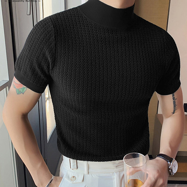 Short sleeve men's t-shirt with a modern structured design and high collar Lune London