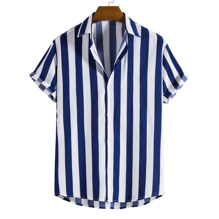 Short sleeve shirt for men with a trendy striped pattern and a comfortable fit Lune London
