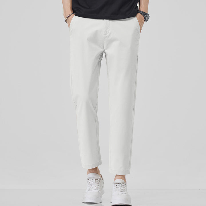 Men's chino pants with a relaxed fit and practical side pockets Lune London