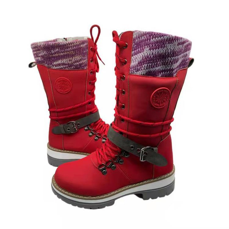 Robust winter boots for ladies with a high design and chic and stylish accents