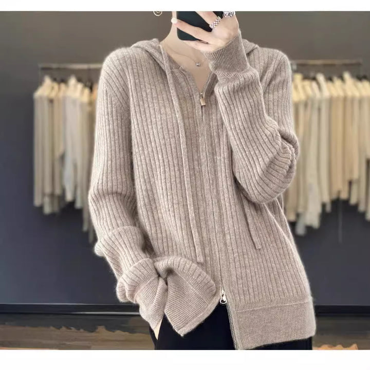 Sweater knitted for women with hood and zip Lune London
