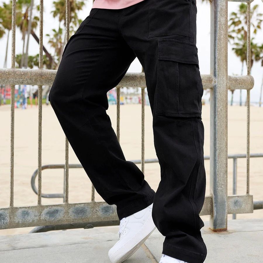 Men's cargo pants with many practical pockets Lune London