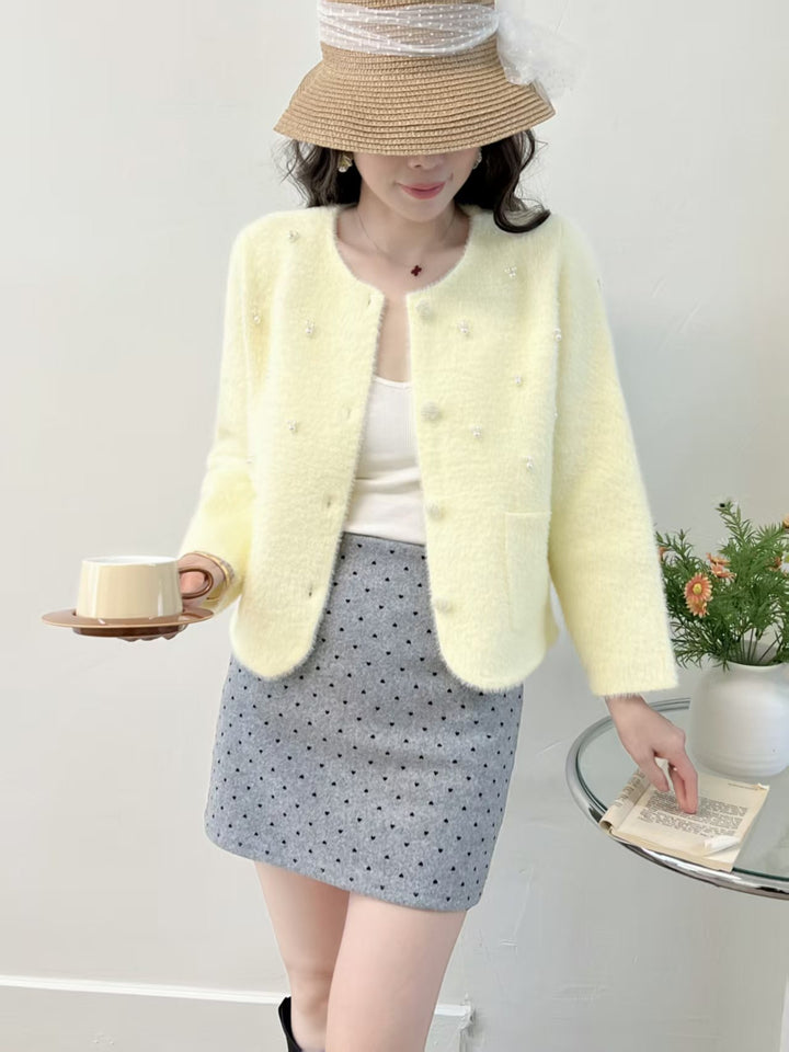 Cardigan confortable pour femmes avec décoration en perles et col rond classique Chic & Stil