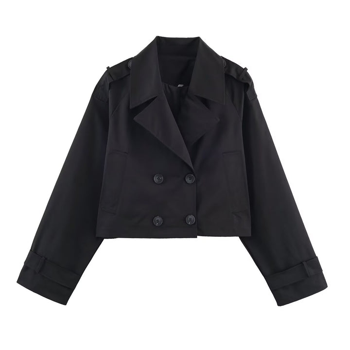 Cropped trench coat for women with double-breasted buttons and practical pockets Lune London