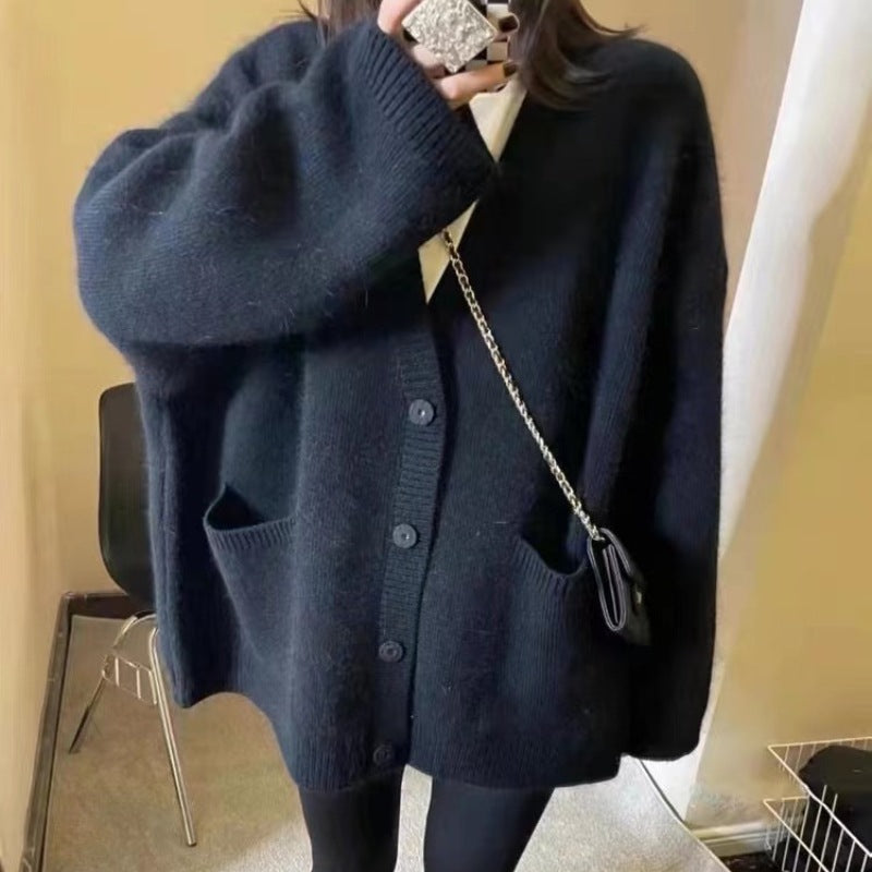 Ladies cozy knit cardigan with pockets Lune London