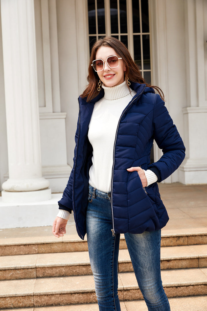 Women's quilted winter coat with soft lining and convenient zipper Lune London