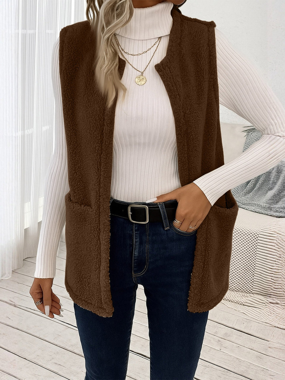 Women fluffy vest with deep pockets Lune London
