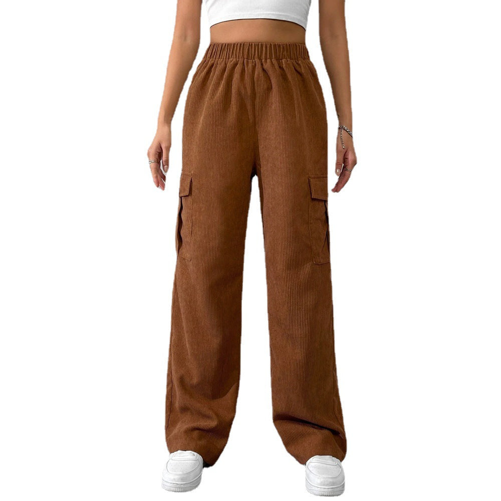 Pantalons cargo pour femmes en velours avec taille élastique et poches latérales pratiques Chic & Stil