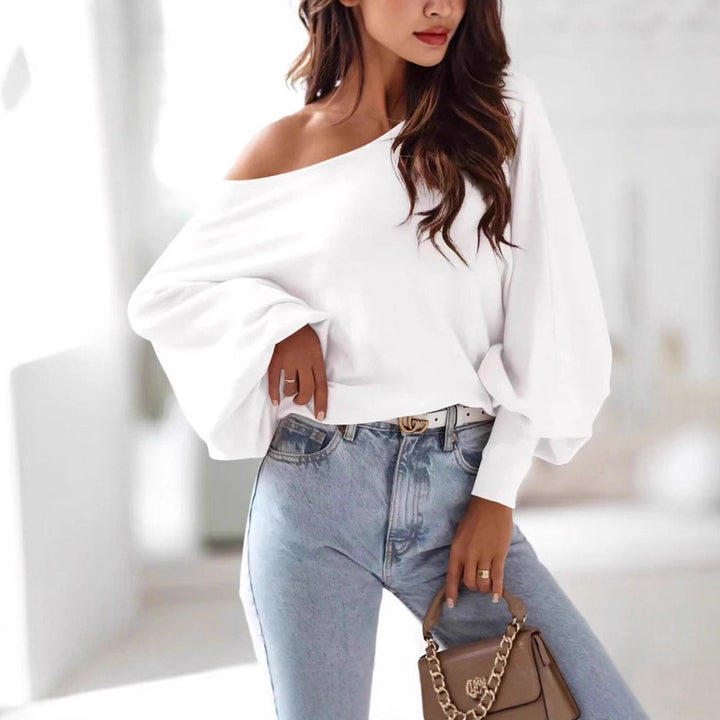 Pull oversized pour femmes avec une coupe asymétrique et un décolleté plongeant Lune London