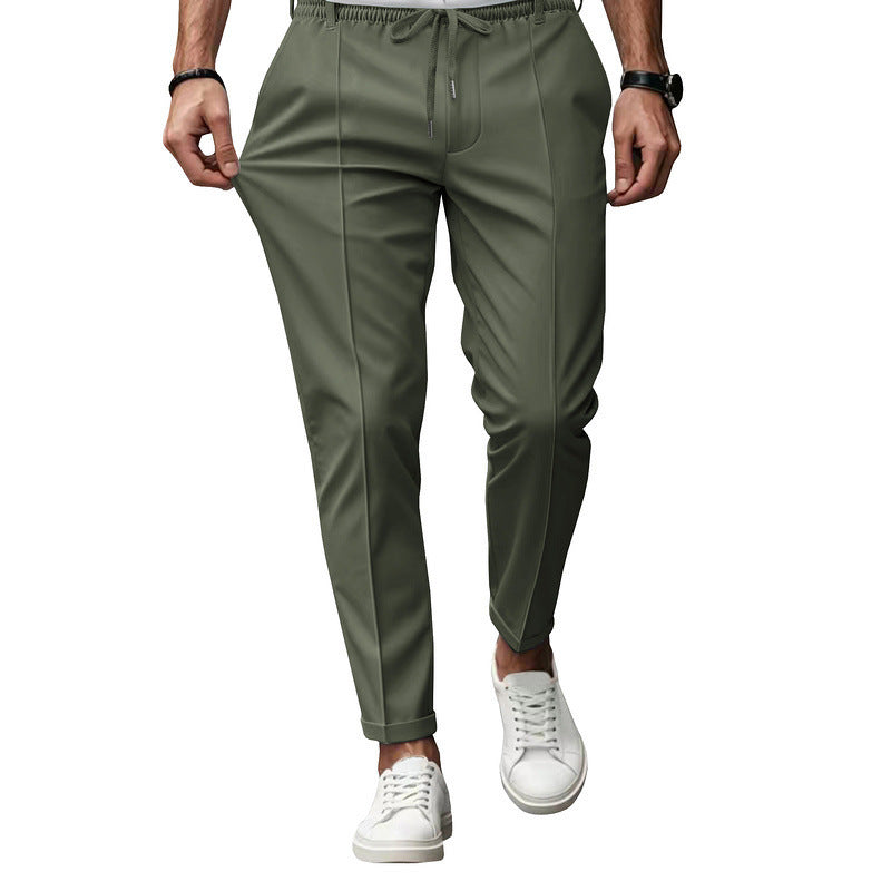 Men's fashionable sports pants with elastic waistband and practical welt pockets Lune London