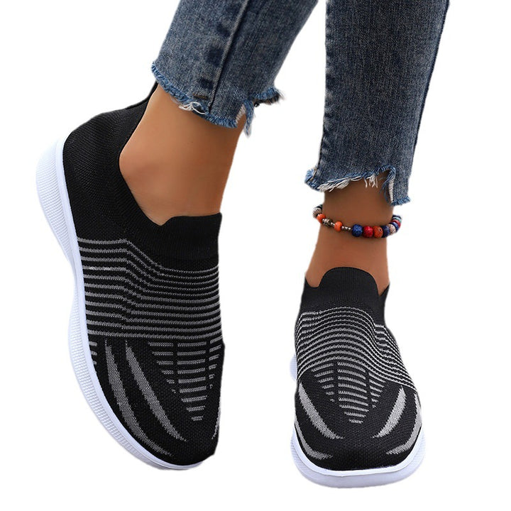 Comfortable slip-on sneakers for women with breathable material upper Lune London
