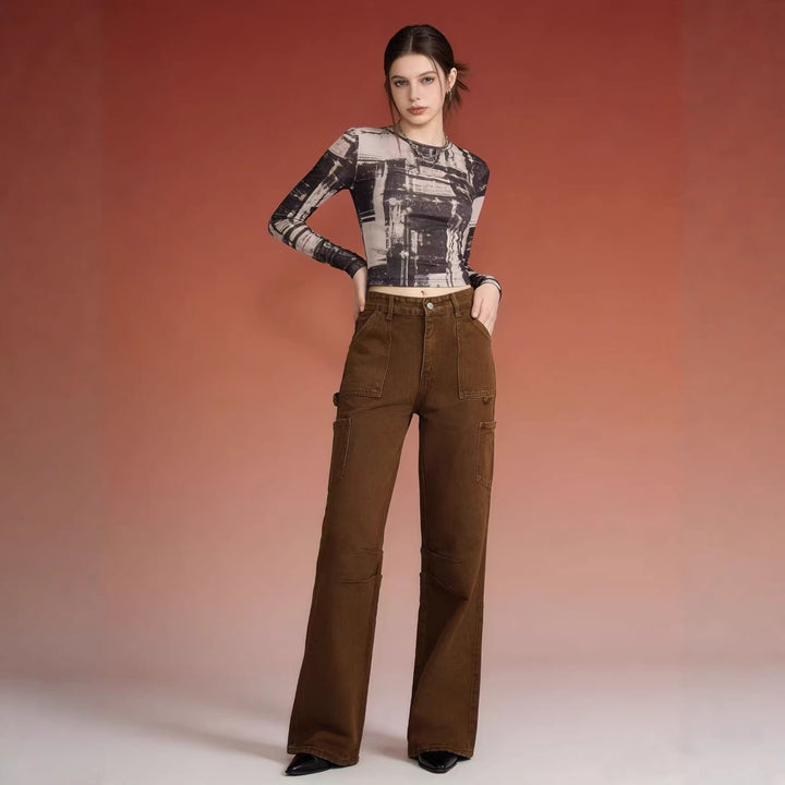 Ladies cargo pants in a casual, loose fit with practical side pockets Lune London
