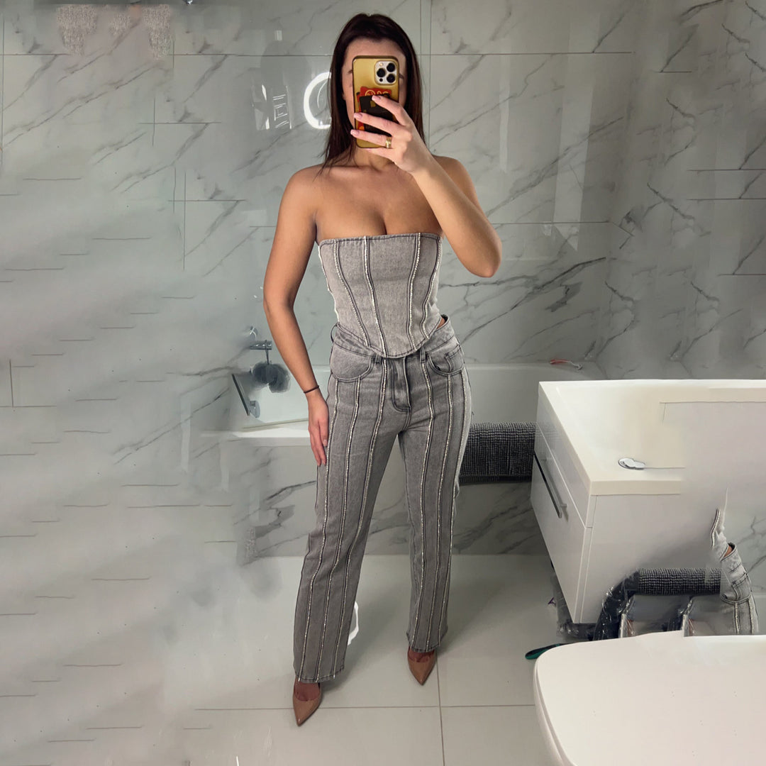 Women Glamour Jeans with Shimmering Applications Lune London
