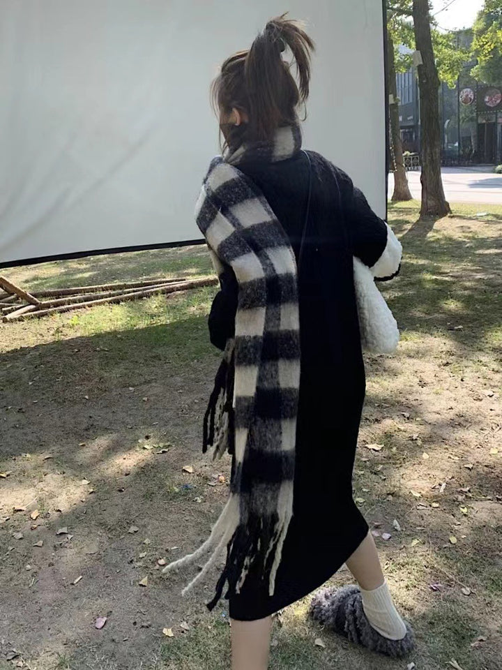 Robe en tricot pour femmes avec design de câble texturé et col montant Chic & Stil