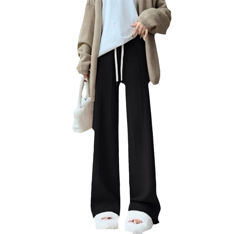 Warm palazzo pants for women with elastic waistband and side pockets Lune London