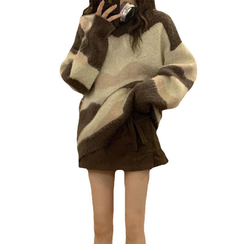 Wool sweater with wide stitches for women with trendy striped pattern and casual fit Lune London