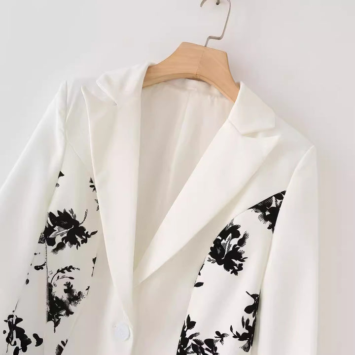 Elegant blazer jacket for ladies with floral details and quality workmanship Lune London