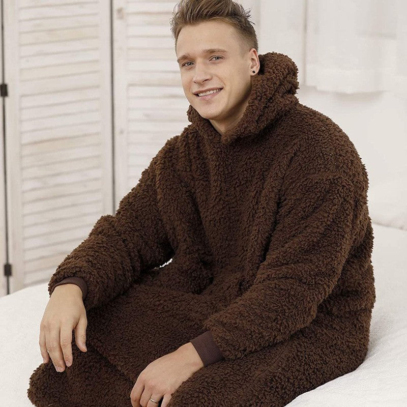 Men's cozy fleece bathrobe with hood and pockets Lune London