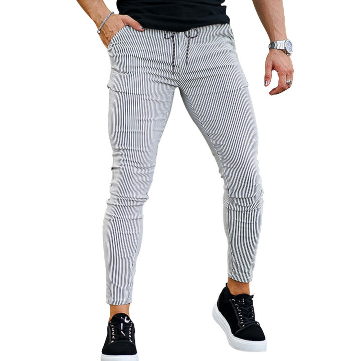 Trendy stretch jeans for men with stripes Chic and Style