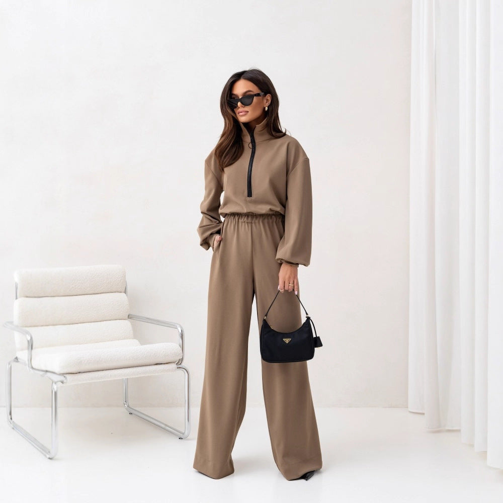 Women elegant jumpsuit with high collar and zipper Chic & Stil