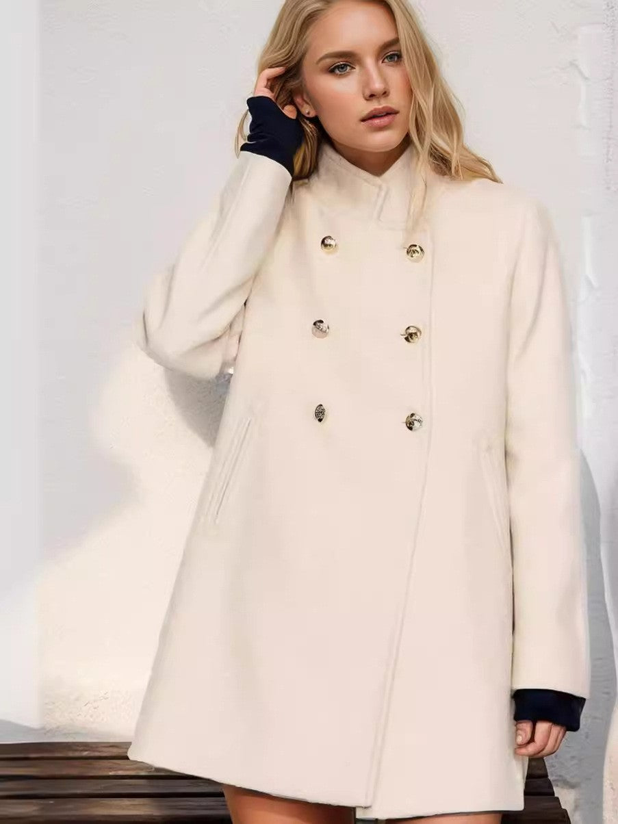 Elegant coat for women with double-breasted buttons Lune London