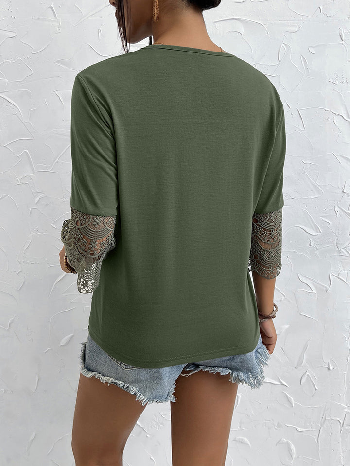 T-shirt for women with lace and V-neck Lune London