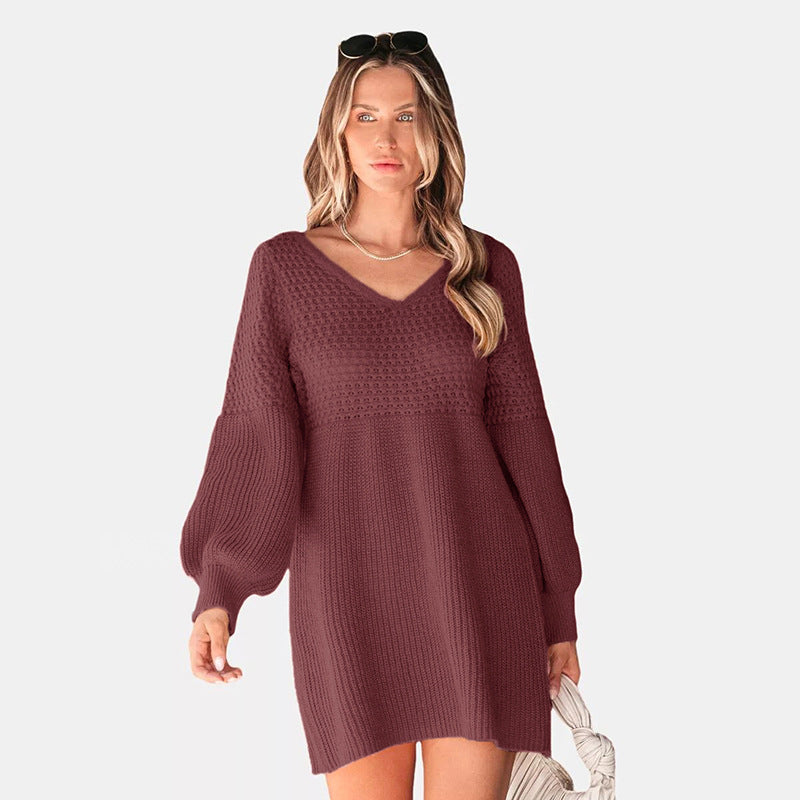 Casual knit dress for ladies with bare lace on the shoulders and voluminous sleeves Lune London