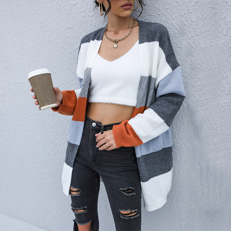 Cardigan en tricot ouvert pour femme avec rayures en blocs de couleur et matériau doux Chic & Stil
