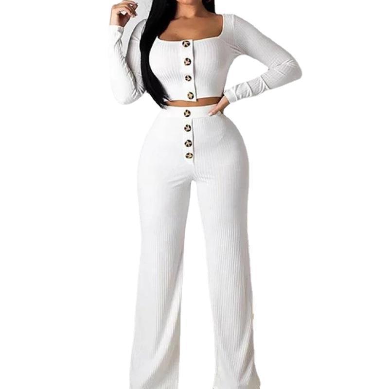 Knitted set for women with button placket and loose fit Chic und Stil