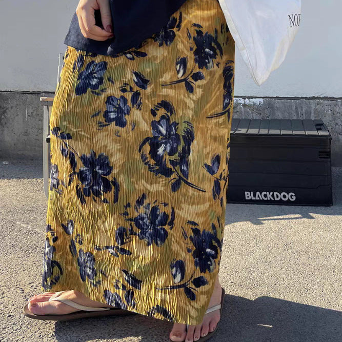 Maxi skirt for women with elegant pleats and floral appliqués Lune London