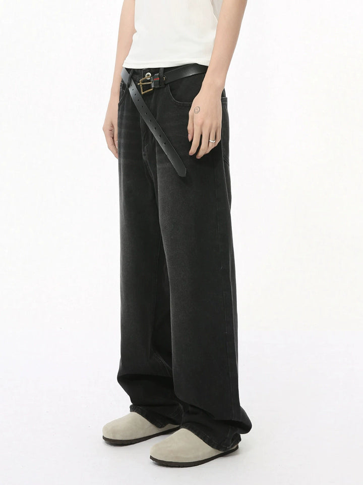 High-waisted wide-leg women's jeans with modern color gradient Lune London