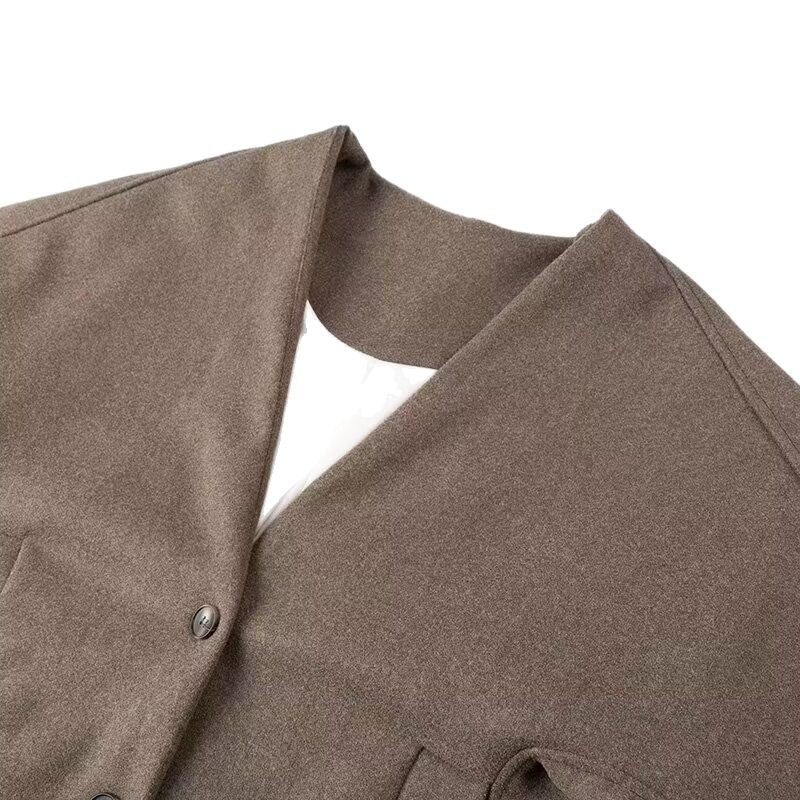 Elegant wool jacket for women with stylish collar and practical pockets Lune London