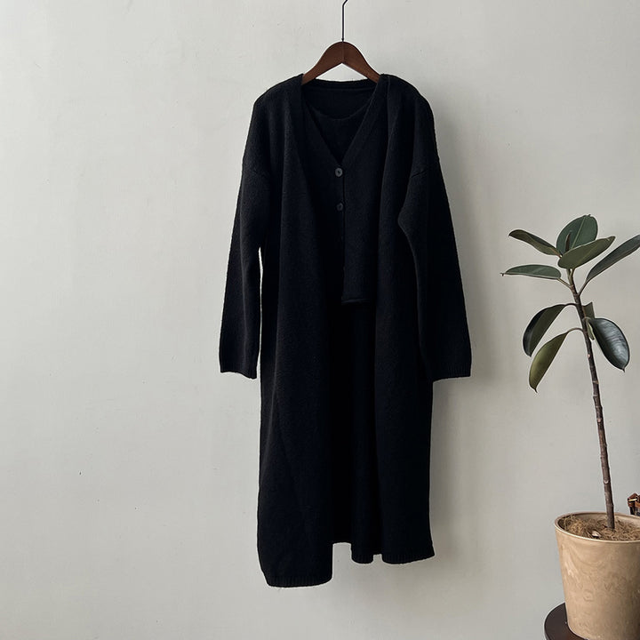 Robe en tricot pour femmes avec cardigan et patte de bouton Chic & Stil