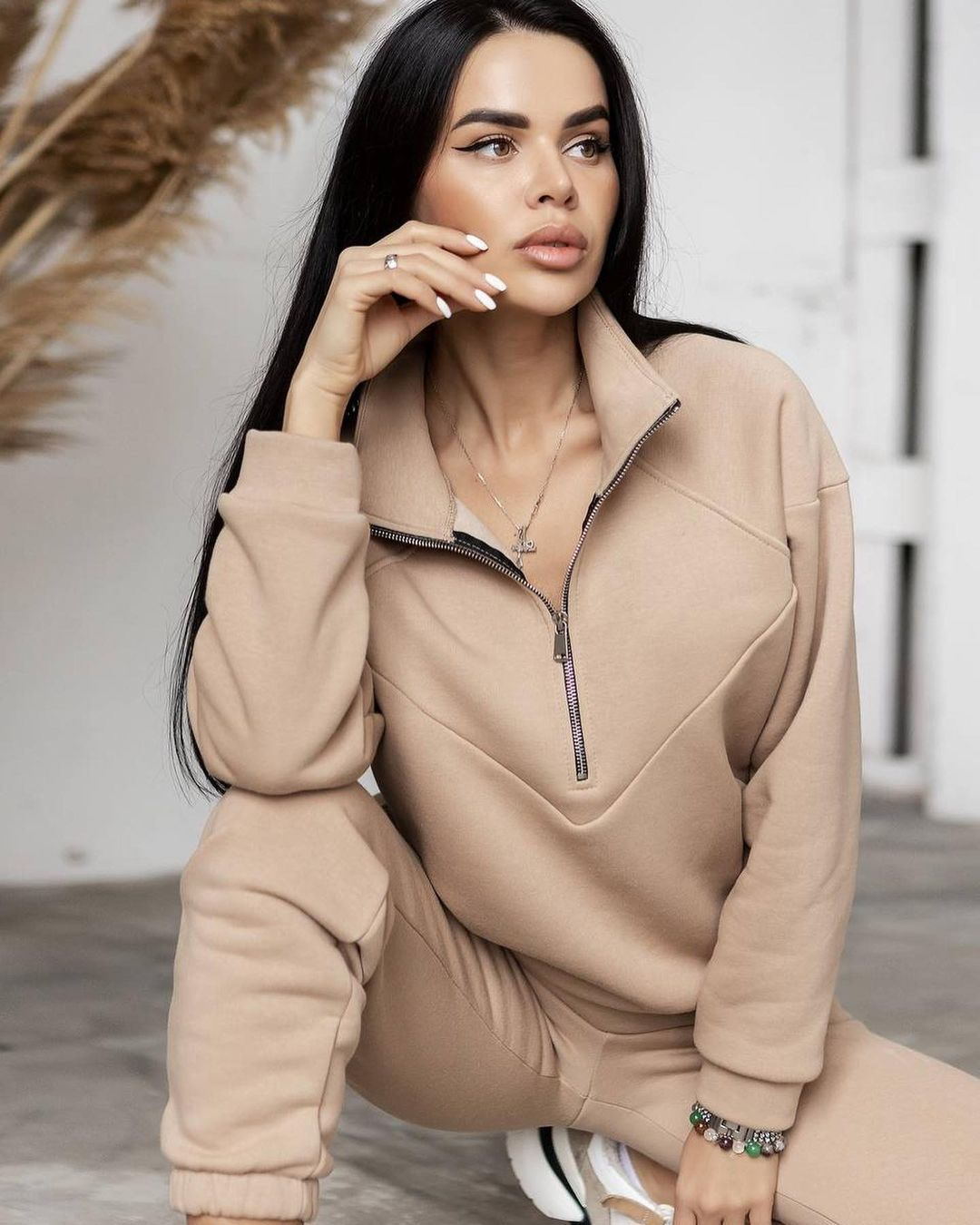 Lune London Women's Sporty Sweater