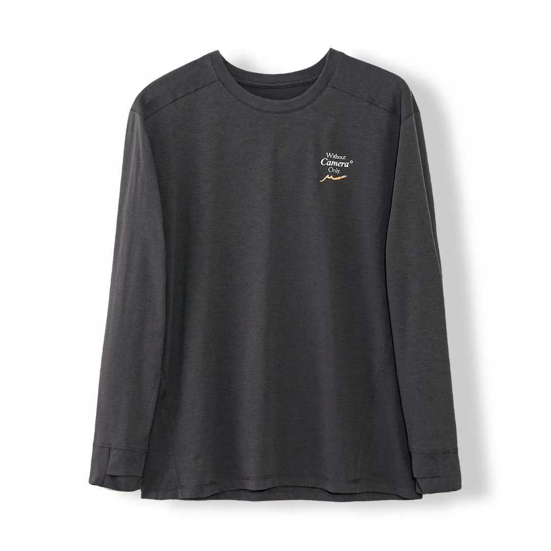 Chemise sportive à manches longues pour femmes avec une structure de tissu innovante Chic & Stil