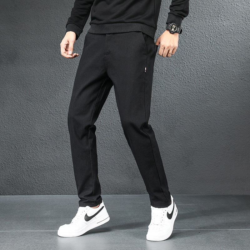 Comfortable and stylish leisure pants for men Lune London