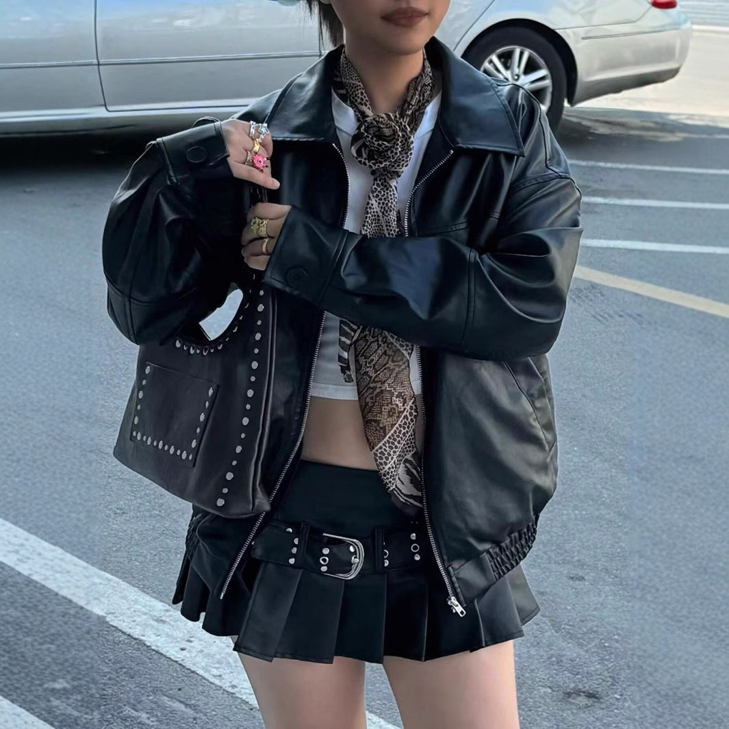 Short leather jacket for women with a stylish cut and practical details Lune London