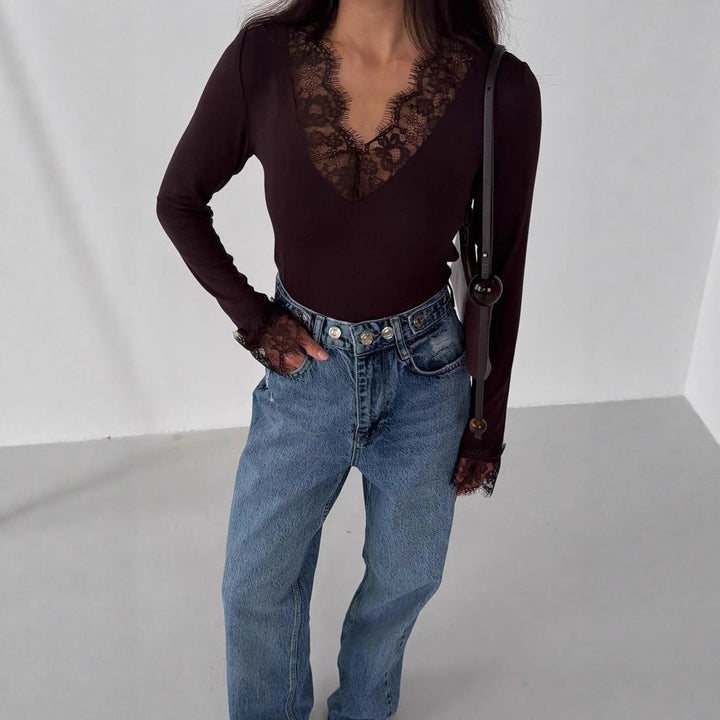 Robe femme avec délicate bordure en dentelle Chic & Stil