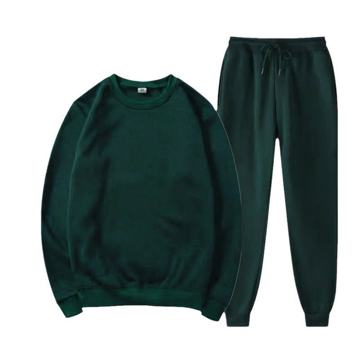 Women’s sporty tracksuit with elastic waistband and comfortable inserts Chic & Stil