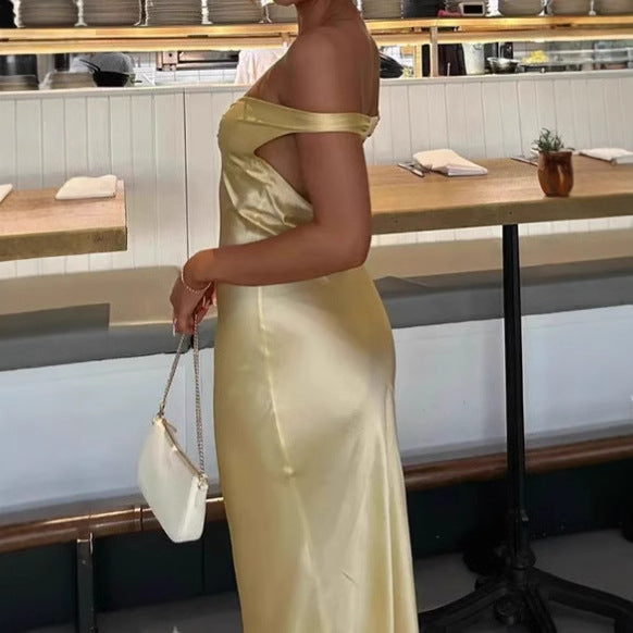 Elegant Off-Shoulder Maxi Dresses for Women with a Flattering Cut for a Chic and Stylish Silhouette