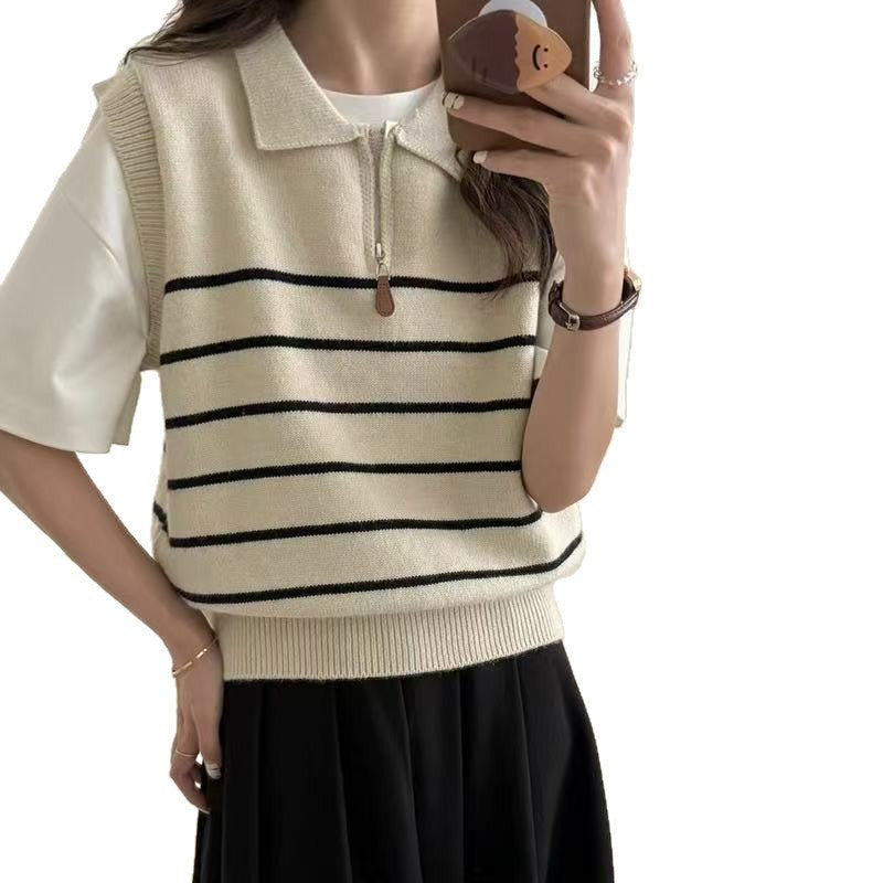 Pull en tricot pour femmes avec fermeture éclair et motif rayé Chic & Stil